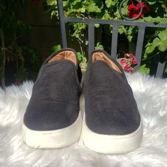 Steve Madden Gracy black suede platform sneakers - Picture 8 of 13